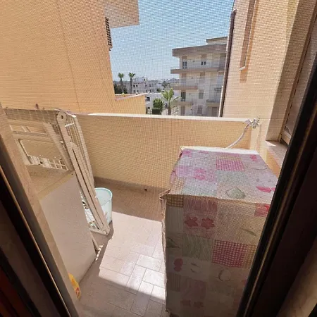 Gran Viale Al Mare, 40 شقة